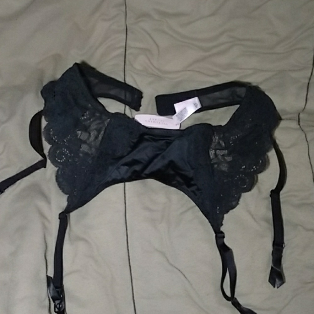 Garter belt